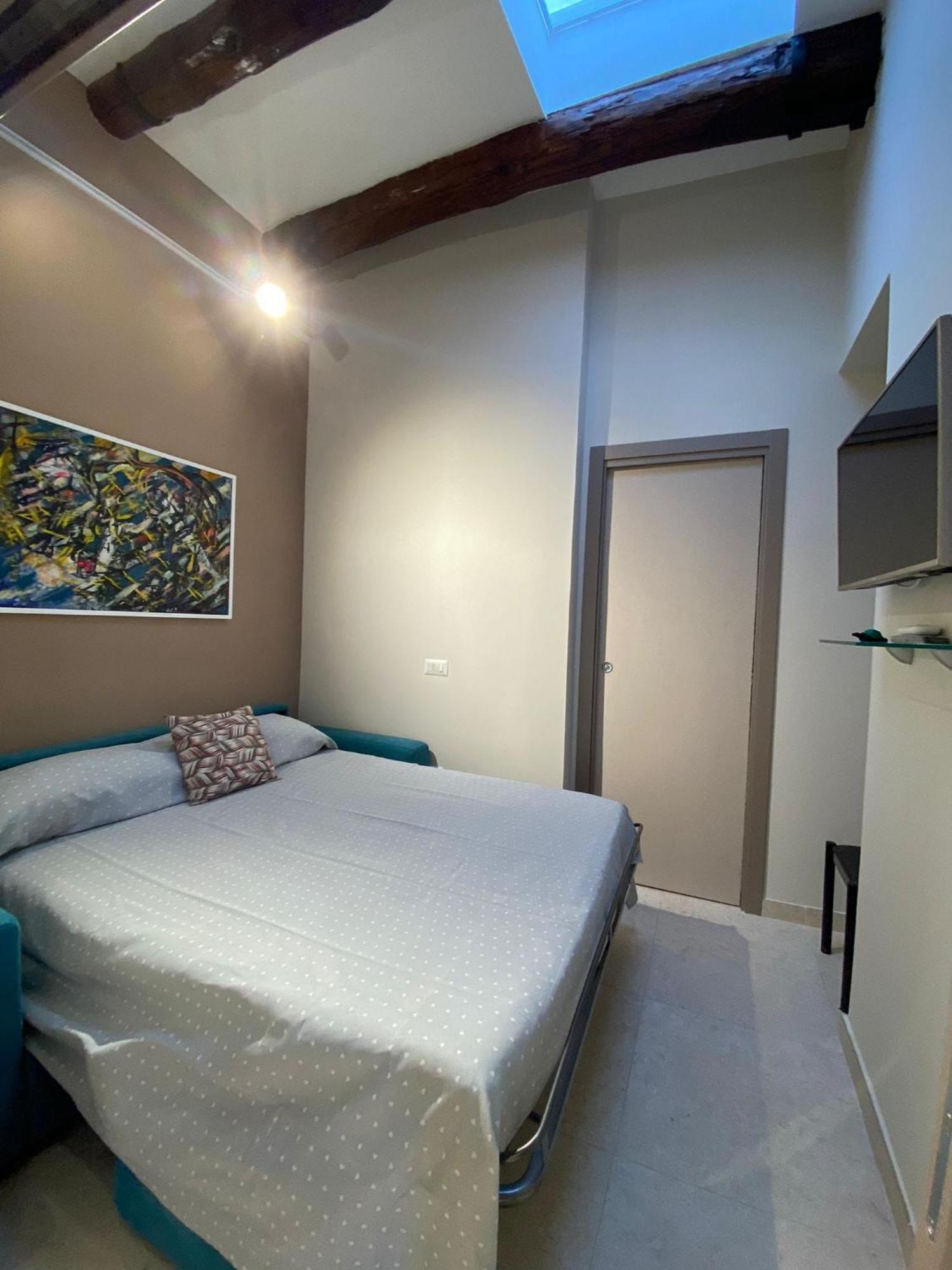 Appartamento House Melina Napoli Esterno foto